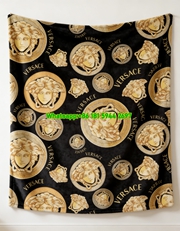 Versace Black Gold Medusa Head Print Flannel Throw Blanket Luxury Greek Key Patterned Sofa Cover Blanket IMG_1340